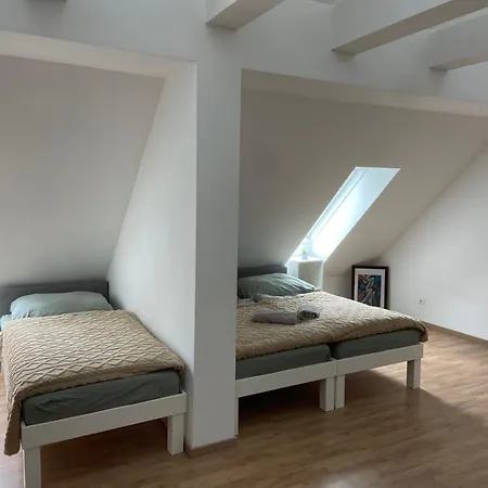 Modernes Studio Im Zentrum *