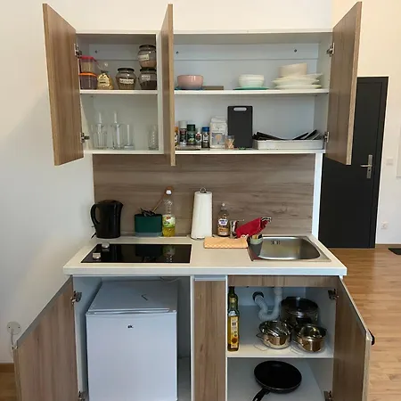 Modernes Studio Im Zentrum * Wiener Neustadt
